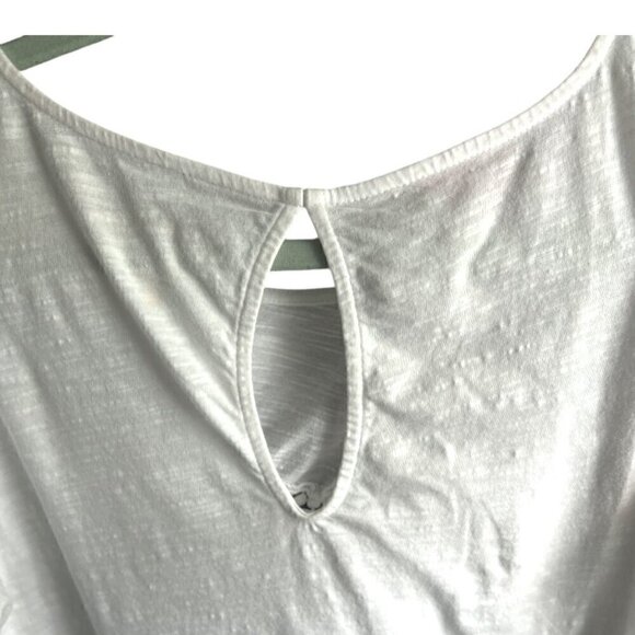 Lilly Pulitzer White Florabelle Knit Embroidery Flutter Sleeve Top Size Medium - Picture 6 of 10